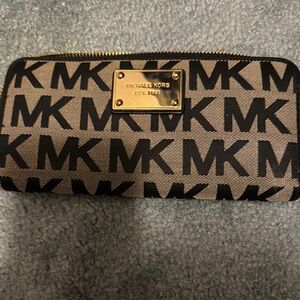 Michael Kors Black and Gray Wallet
